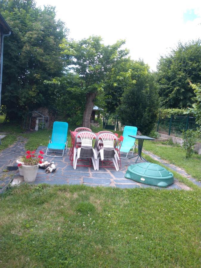 Holiday home Maison Individuel Proche Des Chateaux Et Amboise Avec Jardin Clos