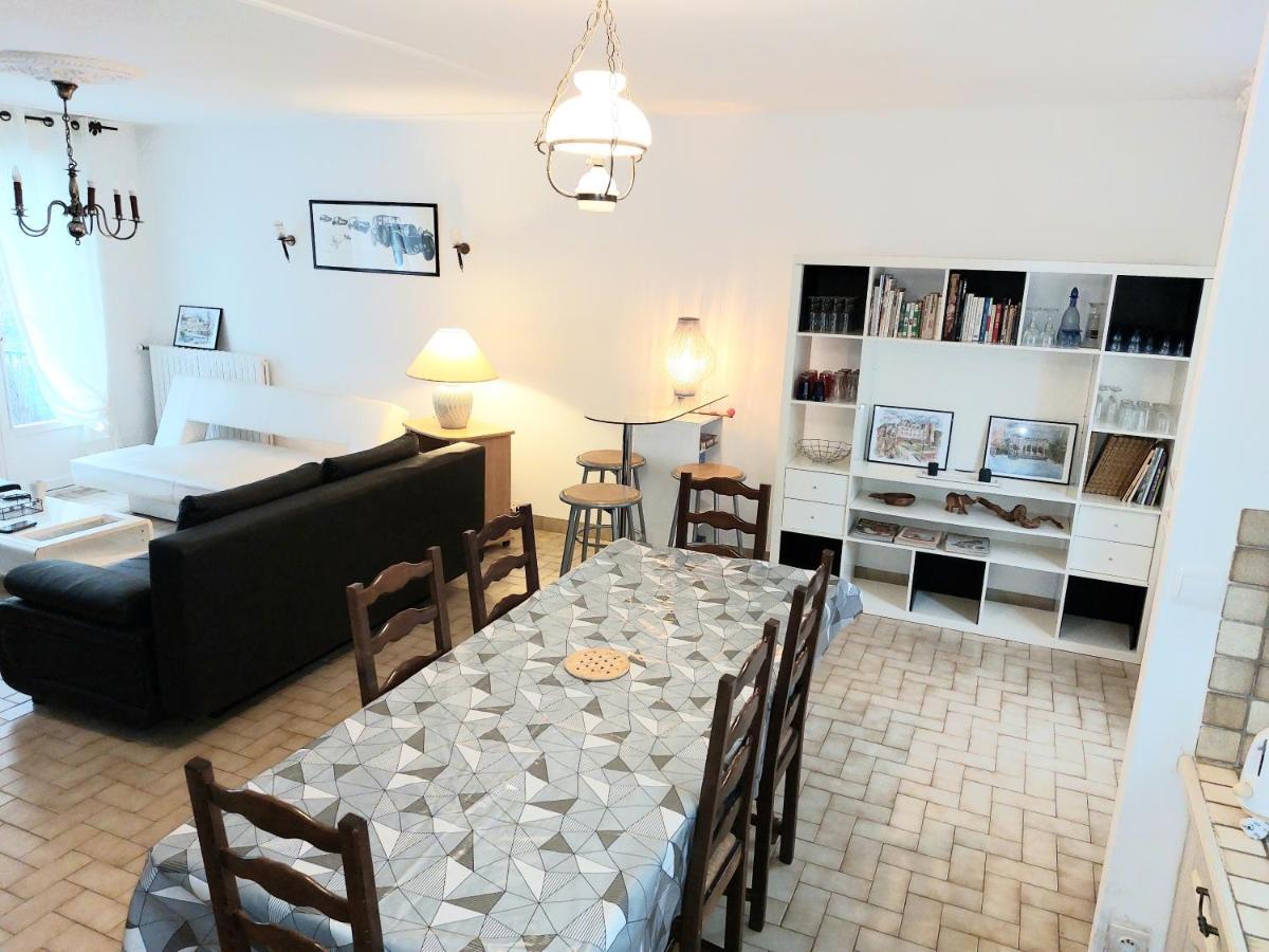 Holiday home Maison Individuel Proche Des Chateaux Et Amboise Avec Jardin Clos Poce-sur-Cisse
